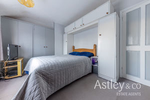 bedroom1- click for photo gallery